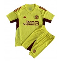 Camisa de time de futebol Manchester United Goleiro Replicas 2º Equipamento Infantil 2023-24 Manga Curta (+ Calças curtas)